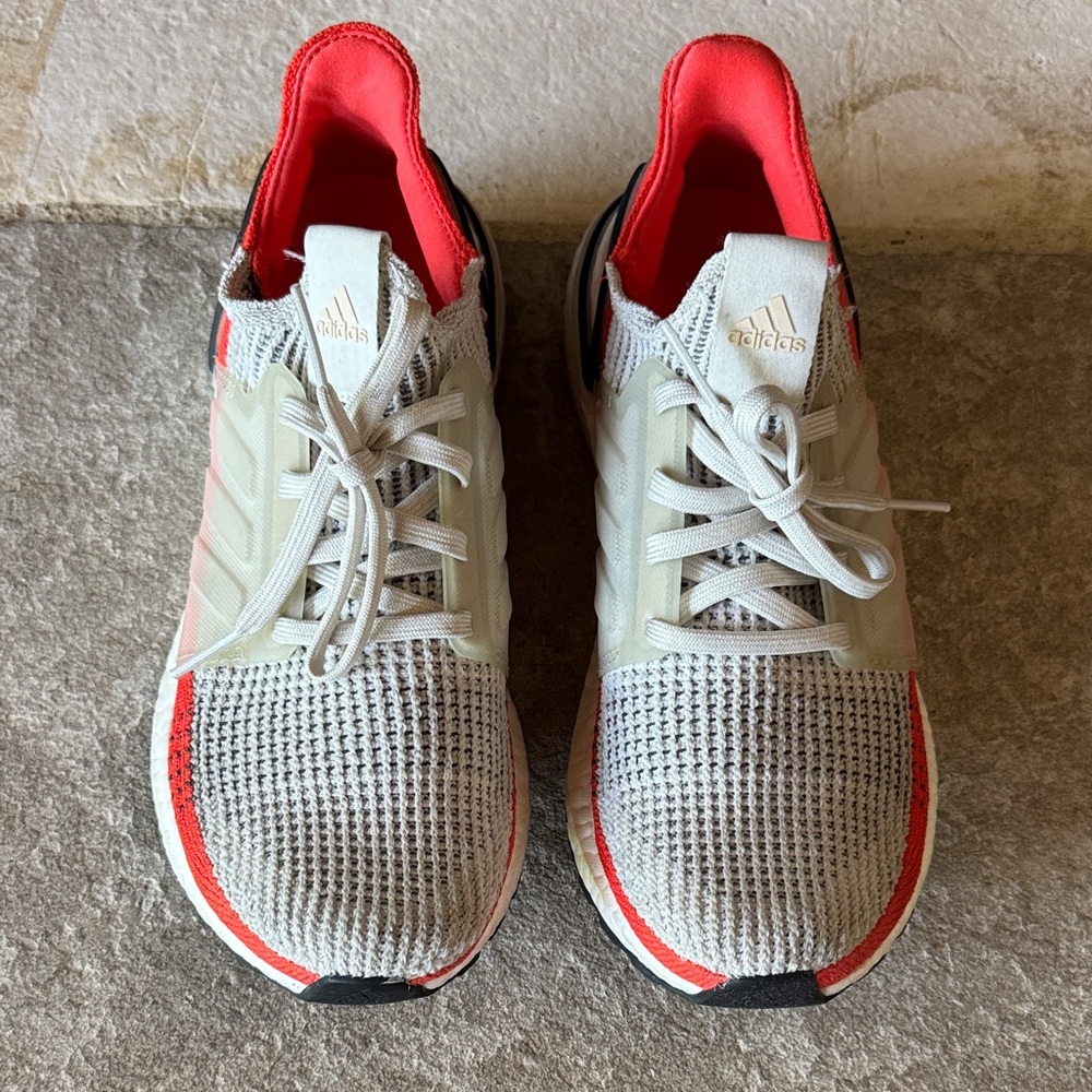 Adidas Light Gray and Bright Orange Running Shoes good condition size 8